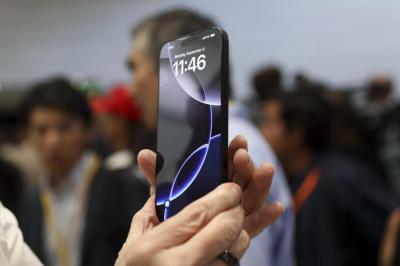 蘋果發表會還沒辦!Android 版 iPhone 17 Pro 竟提前現身 蘋果發表會還沒辦!Android 版 iPhone 17 Pro 竟提前現身