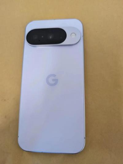 Google Pixel 10要砍實體SIM卡槽?最新模型機曝光揭仍有變數 Google Pixel 10要砍實體SIM卡槽?最新模型機曝光揭仍有變數