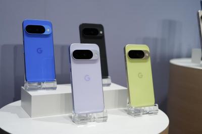 直擊 Google Pixel 10 全系列 8 種顏色!各機型背蓋、邊框藏巧思 直擊 Google Pixel 10 全系列 8 種顏色!各機型背蓋、邊框藏巧思