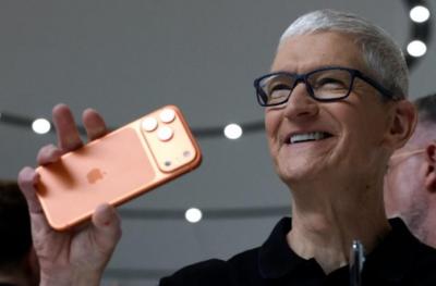 蘋果iPhone 17新陣容外型大改版 Air手機厚度5.6mm史上最薄 AirPods Pro 3支援即時翻譯 蘋果iPhone 17新陣容外型大改版 Air手機厚度5.6mm史上最薄 AirPods Pro 3支援即時翻譯