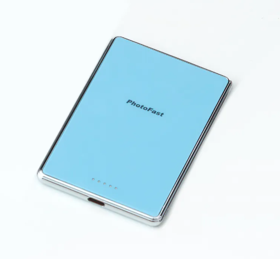 PhotoFast Mag Slim Qi2,1,790元。