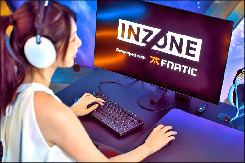 Sony INZONE電競系列鎖定FPS射擊遊戲玩家，特別強調操控精準與速度。