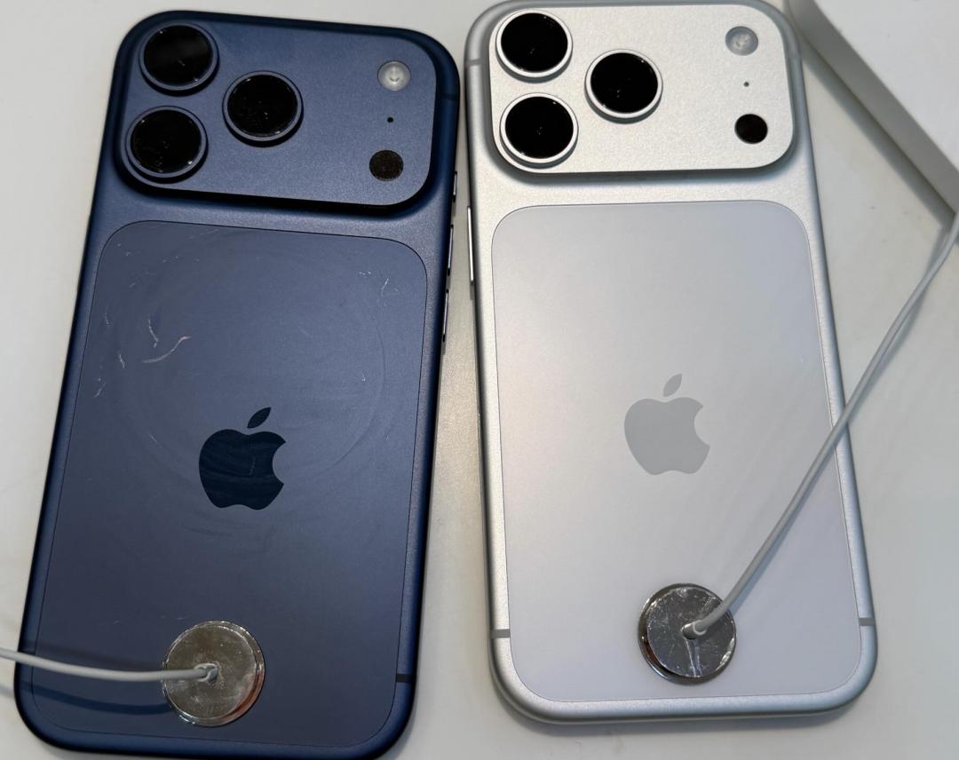 比起其他顏色，iPhone 17 Pro系列的藏藍色影響最大。（圖／翻攝網路）