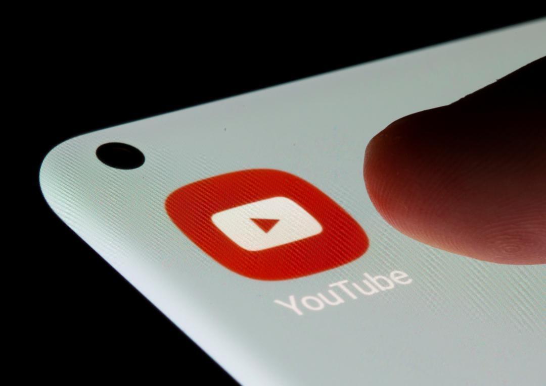 YouTube證實,打擊非同住者共享Premium家庭方案,不是空穴來風。(圖/路透社)