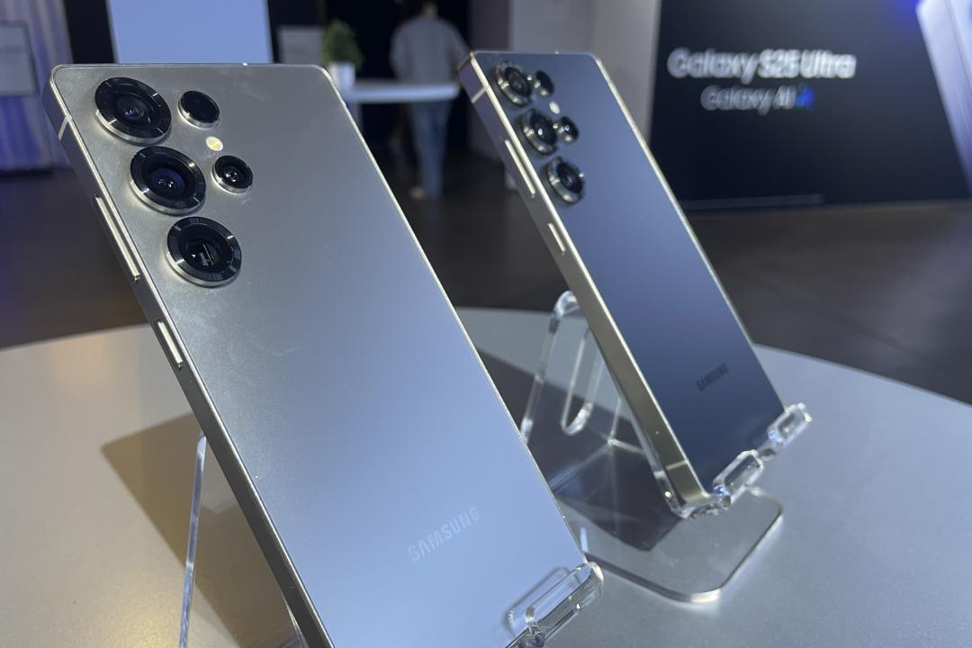三星從S23 Ultra開始採用2億畫素主相機,傳聞S26 Ultra還是同一顆感光元件。(圖/路透社)