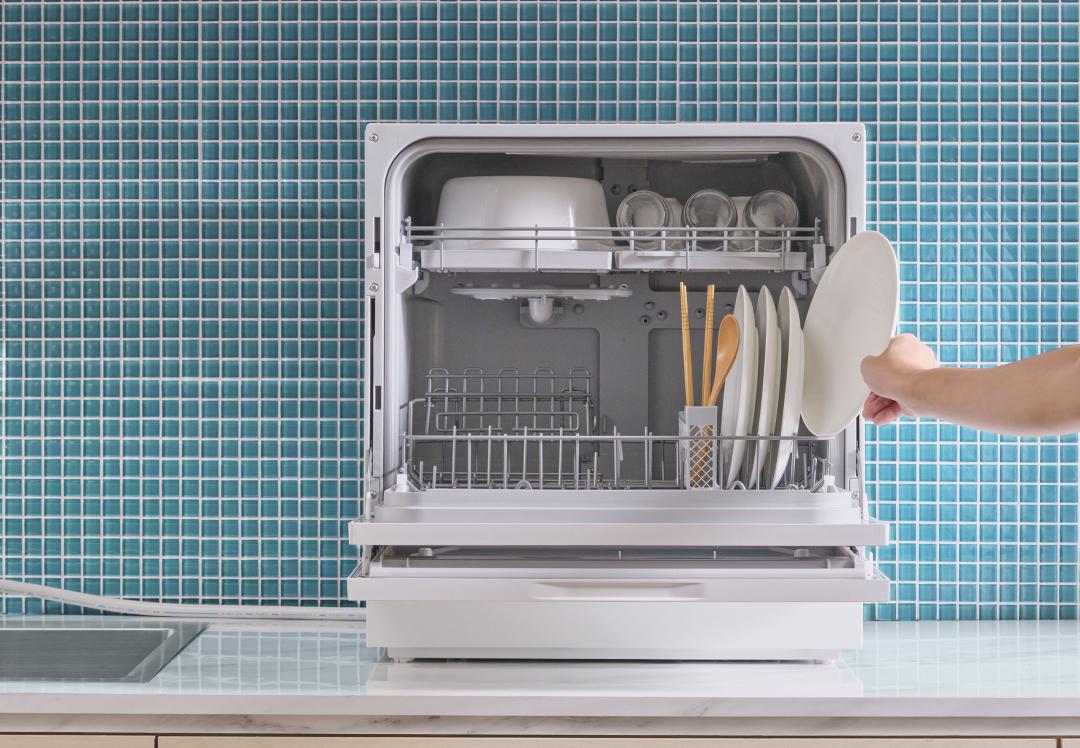 Panasonic 桌上型NP-K1YWHR2TW，22,900元。