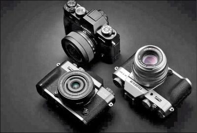 手機畫質不夠看！4 款新相機搶攻市場　輕巧隨行才是主流