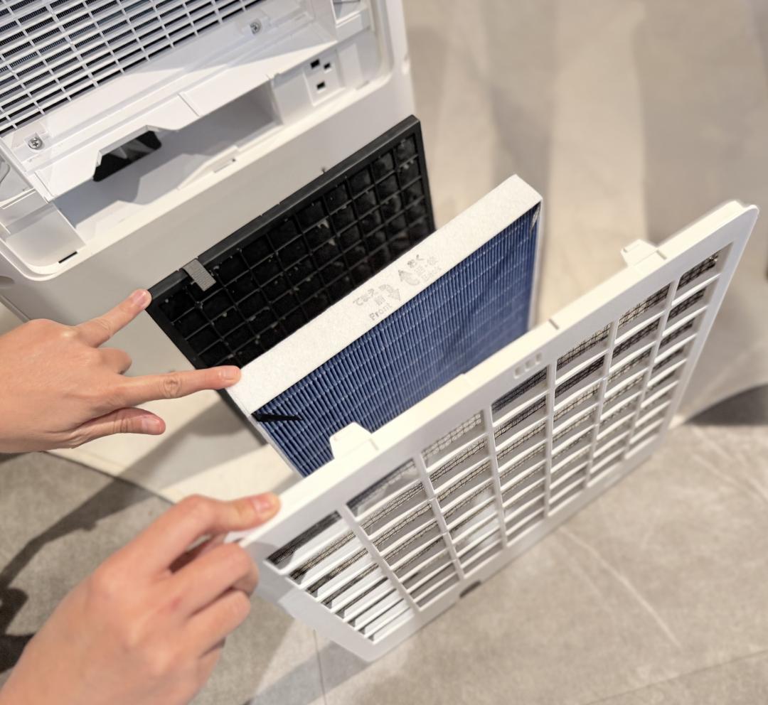 搭載三重過濾系統,可去除PM2.5過敏原和異味。(圖/記者吳佩樺攝)