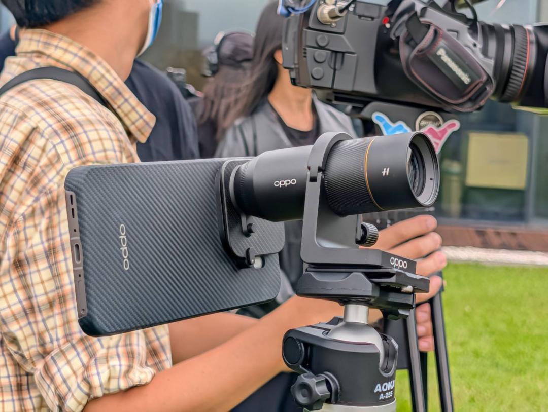 《本週5大科技新聞》旗艦手機「增距鏡」大戰開打！台灣人最愛買手機出爐