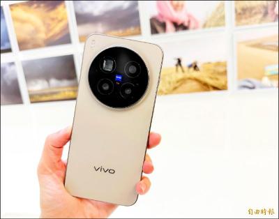 傳 vivo 旗艦手機 X300 還有一款頂規版！台灣有望上市