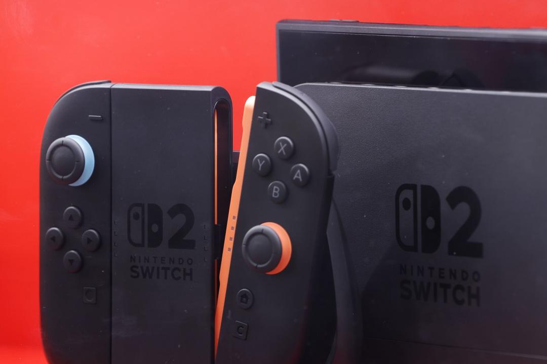 近日不少Switch 2玩家在更新韌體後，無法使用副廠底座，引起討論。（圖／路透社）