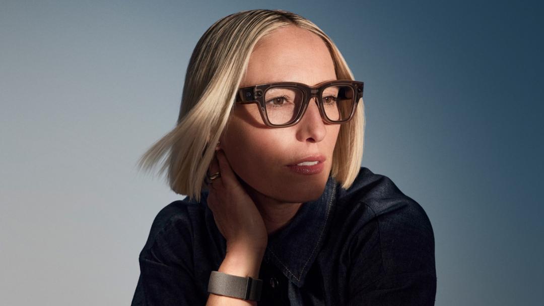 全新一代的Meta Ray-Ban Display，延續Ray-Ban的設計美學，同時具科技性的突破。