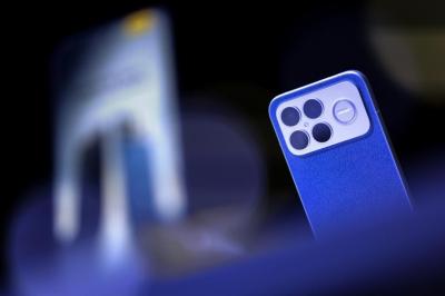 Android 手機開打價格戰！旗艦晶片＋6500mAh大電量僅要 20,999 元