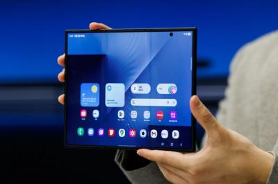 不只三星！又一家安卓品牌要推三摺手機、神秘新機現身認證