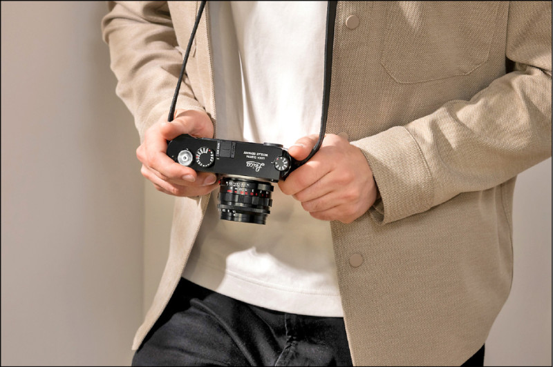 Summilux-M 50 f/1.4 ASPH.具有11片光圈葉片，呈現更自然的背景虛化效果。