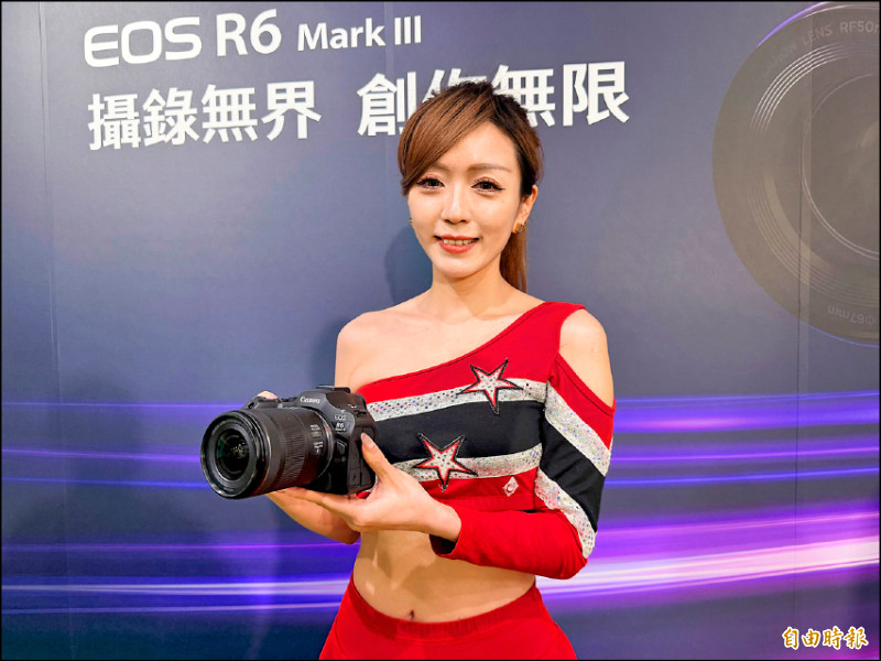 Canon EOS R6 Mark III主打「攝錄無界,創意無限」,拍照和錄影都具備優異規格。(記者吳佩樺攝)