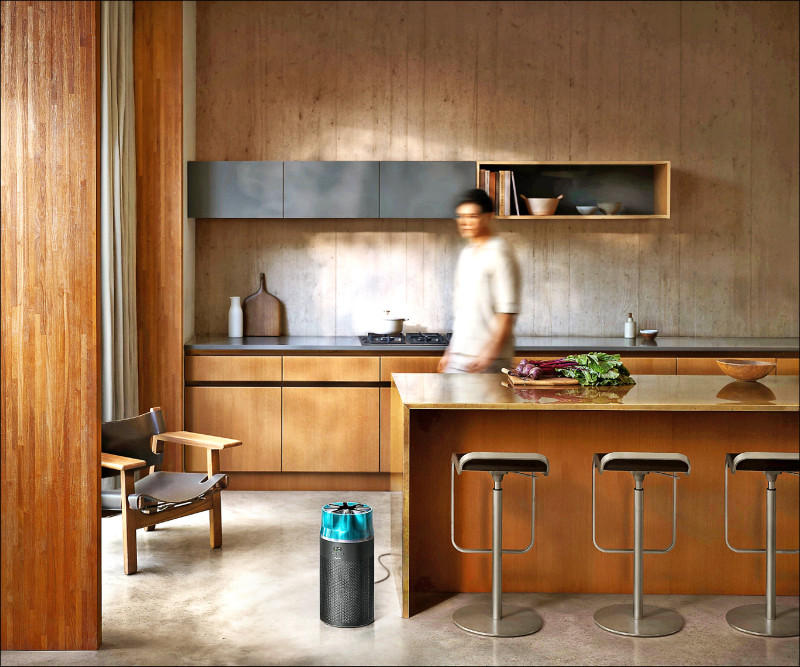 Dyson HushJet噴射氣流空氣清淨機HJ10，主打獨特的星形噴嘴設計，實現高效氣流與快速循環。