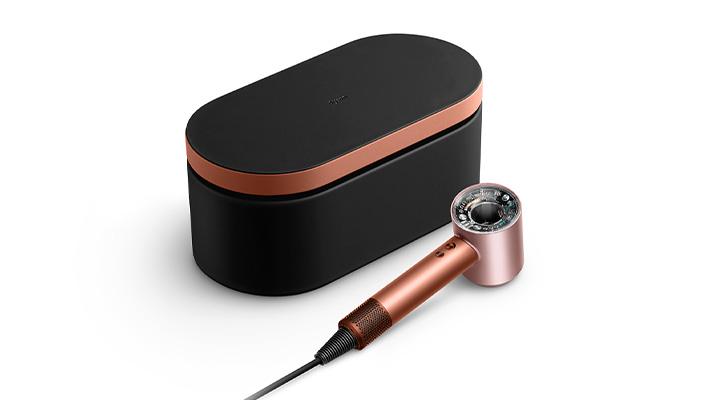 Dyson Supersonic Nural智慧吹風機 琥珀香檳限定版。
（圖／Dyson）