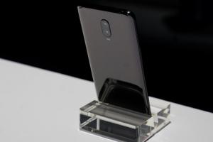 不只華碩手機要退場！這家中國品牌也傳要掰了