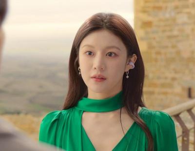 《愛情怎麼翻譯》高允貞耳機超吸睛！搜尋量狂飆5倍、同類型最熱銷 5 大型號出爐