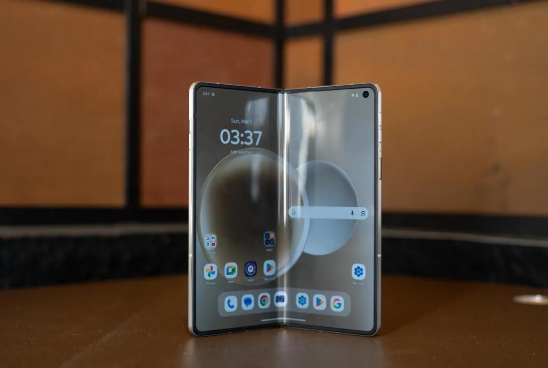 Motorola Razr Fold。（圖／翻攝網路）
