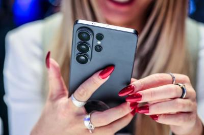 各品牌 Android 手機連翻漲！通路警告：甜甜價不復存在