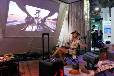 投影機能取代電視嗎？專家提「3 好 2 壞」：這類用戶千萬別買