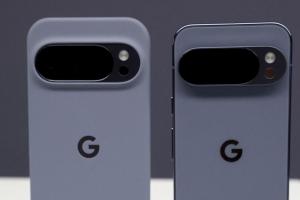 Pixel 10 Pro硬體出包？手電筒恐易過熱　網曝燒壞照片