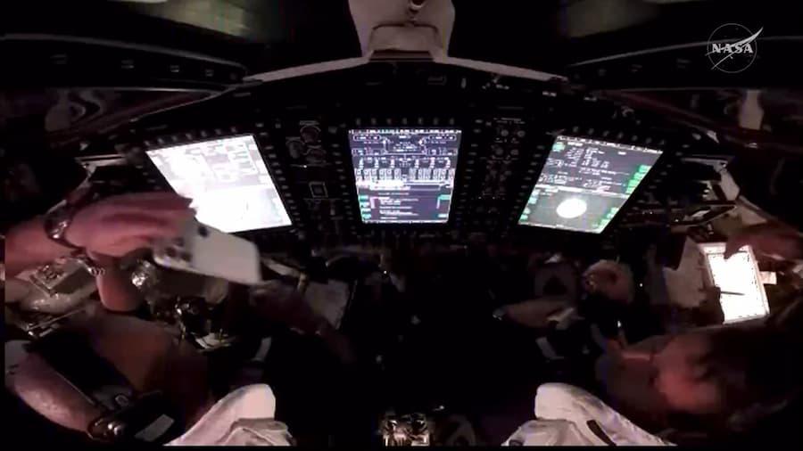 iPhone 17 Pro Max並不負責任何關鍵飛行任務，主要作為太空人的隨身記錄工具。（圖／翻攝網路）