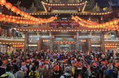 參加媽祖遶境要帶什麼？電商揭最搶手 4 大隨身神器