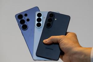 就是不換iPhone！安卓用戶忠誠度創新高、兩品牌鐵粉最多