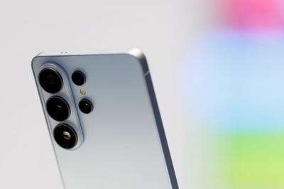 傳三星 Galaxy S27 Ultra 彌補規格缺憾！外媒直言：不用再買中國手機