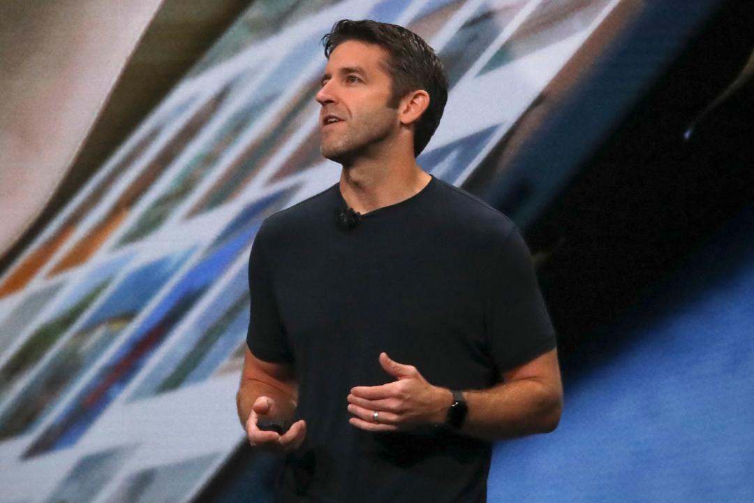 爆料揭蘋果庫克卸任內幕！關鍵新品要留給 John Ternus 發表