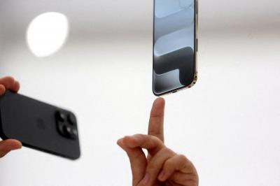 傳蘋果 iPhone 20 迎歷代最大改版！iOS 27 已給出暗示
