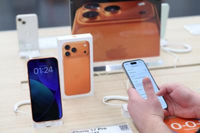 現在買iPhone 17還是等iPhone 18？買錯這款恐成盤子