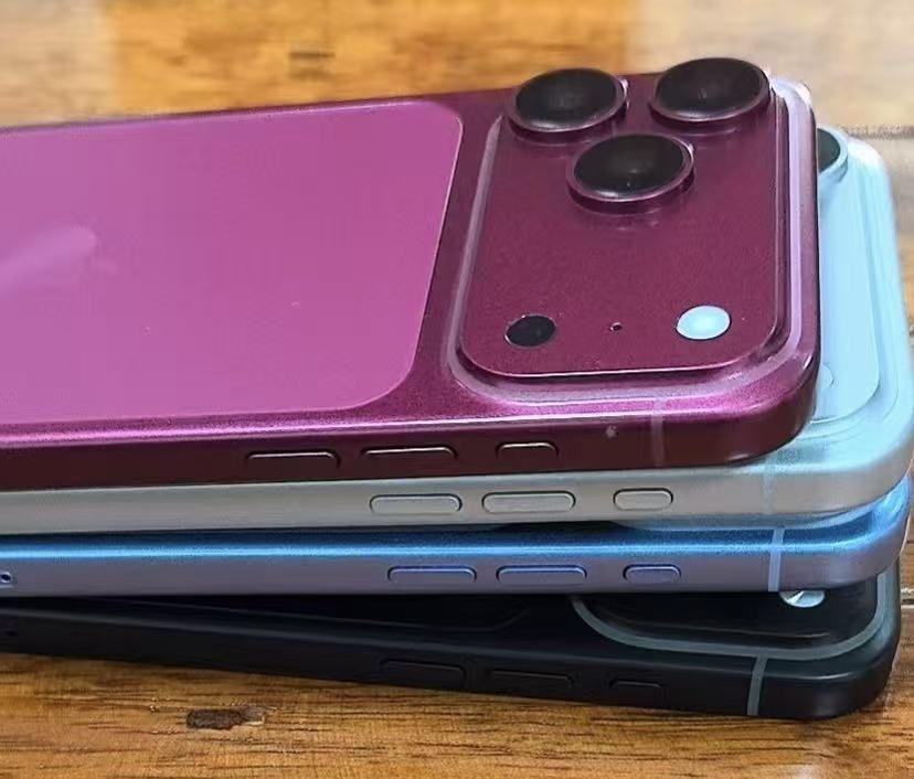 iPhone 18 Pro最接近實機曝光！4款配色長這樣、深櫻桃最吸睛