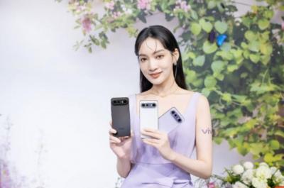 vivo X300 FE輕巧旗艦機正式開賣 蔡司超級長焦支援百倍變焦 主打外接增距鏡遠攝也清晰