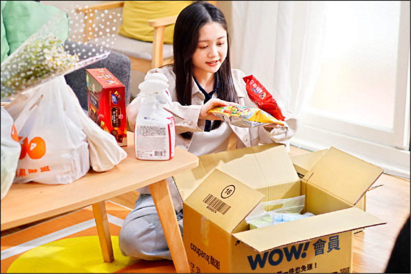 趁著Coupang酷澎618購物節添購清潔用品及零食等商品，不僅精省荷包，也能享受快速到貨的便利。