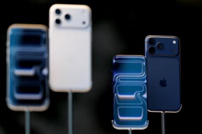 20週年iPhone不只一款！蘋果擬推大小雙機　曲面近無邊框