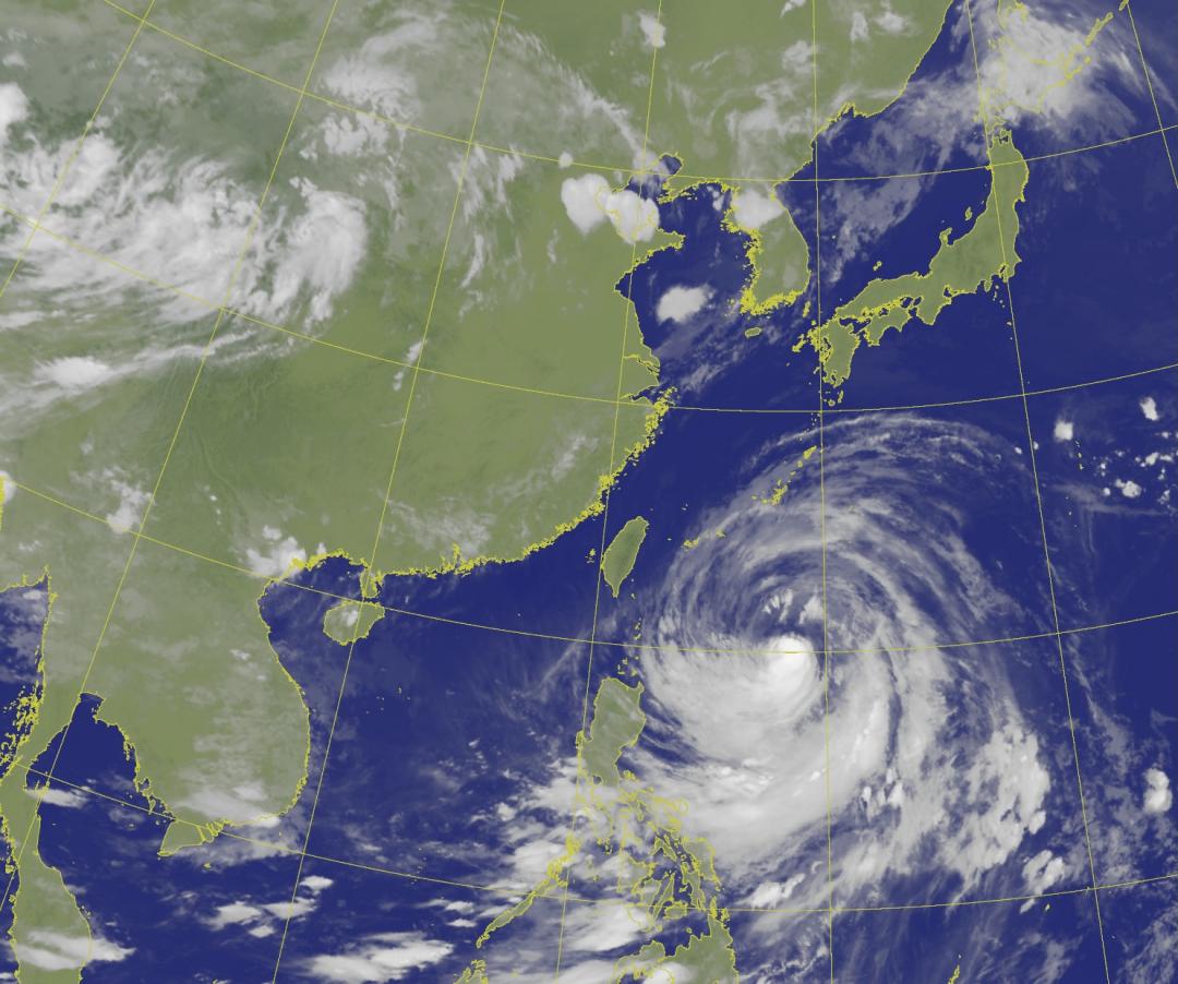 巴威降中颱也別鬆懈!6大平台即時掌握颱風走到哪、風雨有多大
