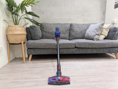 Dyson V10 Konical吸塵器實測！雙錐吸頭真的不纏頭髮嗎？