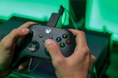 Xbox爆發大規模斷線！玩家怒等10多小時才修復　官方認「不可接受」