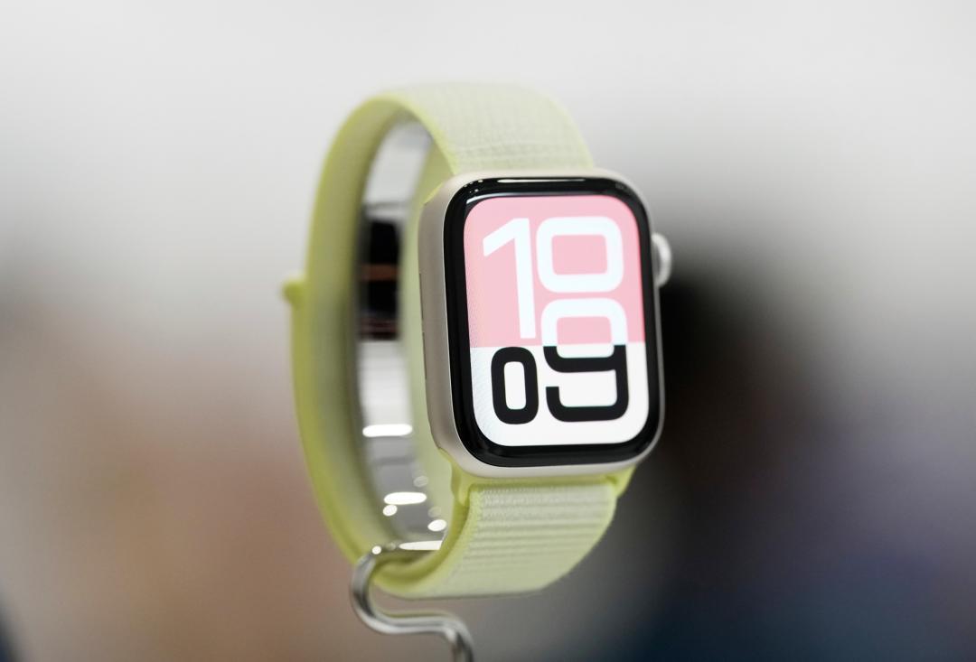 Apple Watch 可能迎來大幅改動?傳推圓形錶盤或無螢幕手環!