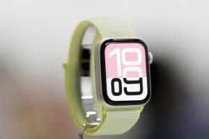 Apple Watch 可能迎來大幅改動?傳推圓形錶盤或無螢幕手環! Apple Watch 可能迎來大幅改動?傳推圓形錶盤或無螢幕手環!