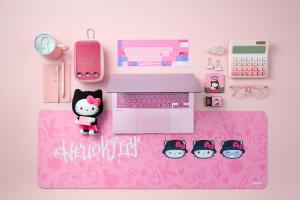 七夕最甜筆電聯名!華碩攜手Hello Kitty推限定「莓果粉」筆電 七夕最甜筆電聯名!華碩攜手Hello Kitty推限定「莓果粉」筆電