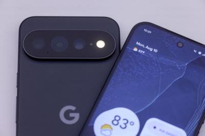 搭車滑手機救星來了！Google防暈車模式上線　這款手機搶先用