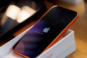 iPhone 18 Pro大漲價！17 Pro果粉笑了　手上舊機更值錢