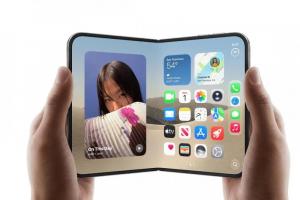 iPhone Duo 是設計給右手用的?左撇子果粉呼籲出「鏡像版」! iPhone Duo 是設計給右手用的?左撇子果粉呼籲出「鏡像版」!