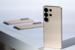 三星S27 Ultra準備接招iPhone 18 Pro Max！電池容量傳歷代最大