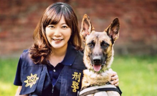 正妹警犬隊長 領超萌警犬熱舞唱RAP